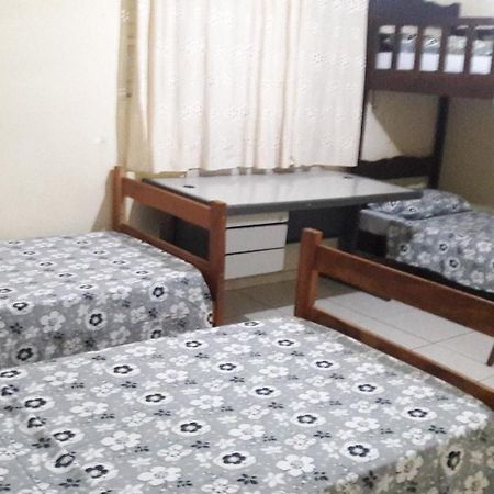 Hostel Famille Brun Trevo Sao Joao da Boa Vista Luaran gambar
