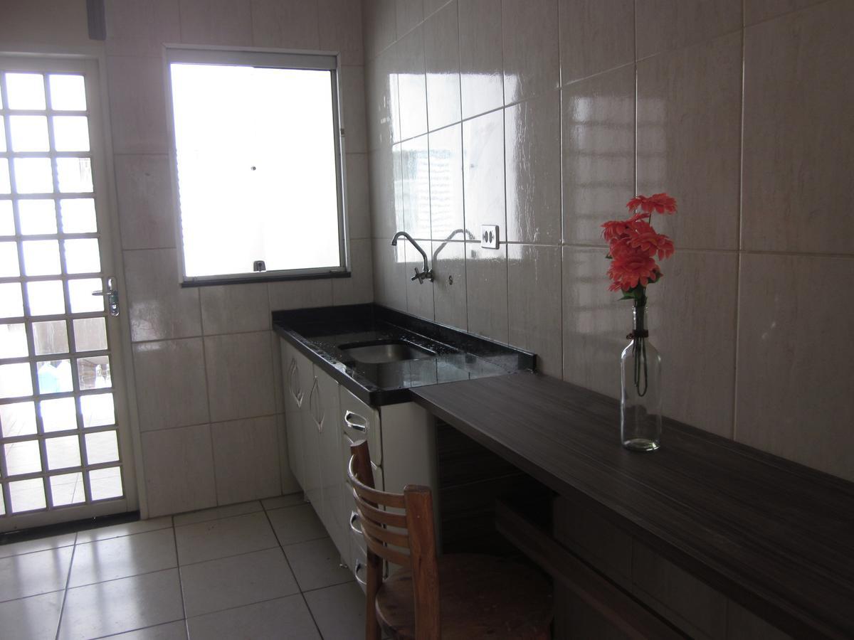 Hostel Famille Brun Trevo Sao Joao da Boa Vista Luaran gambar