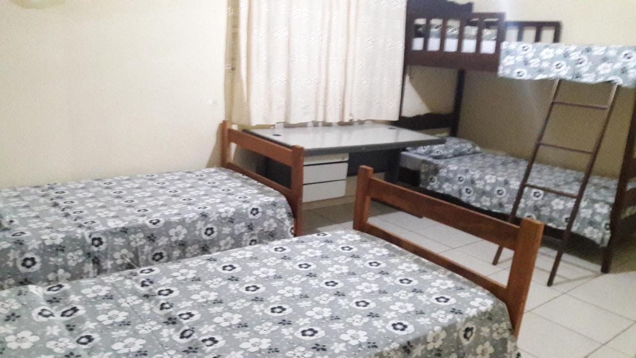 Hostel Famille Brun Trevo Sao Joao da Boa Vista Luaran gambar